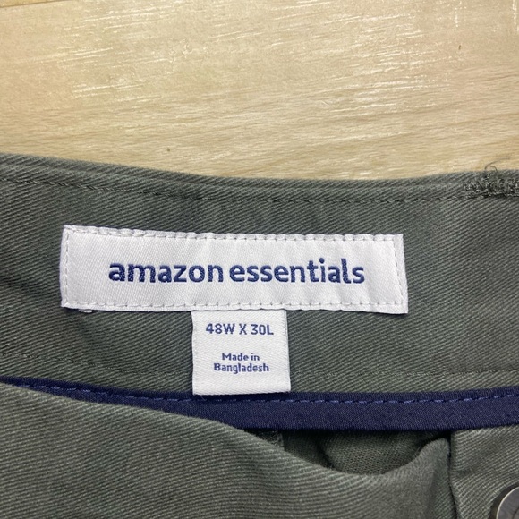 NWT Amazon Essentials Men's Dark Olive Chino Pants - Picture 3 of 4